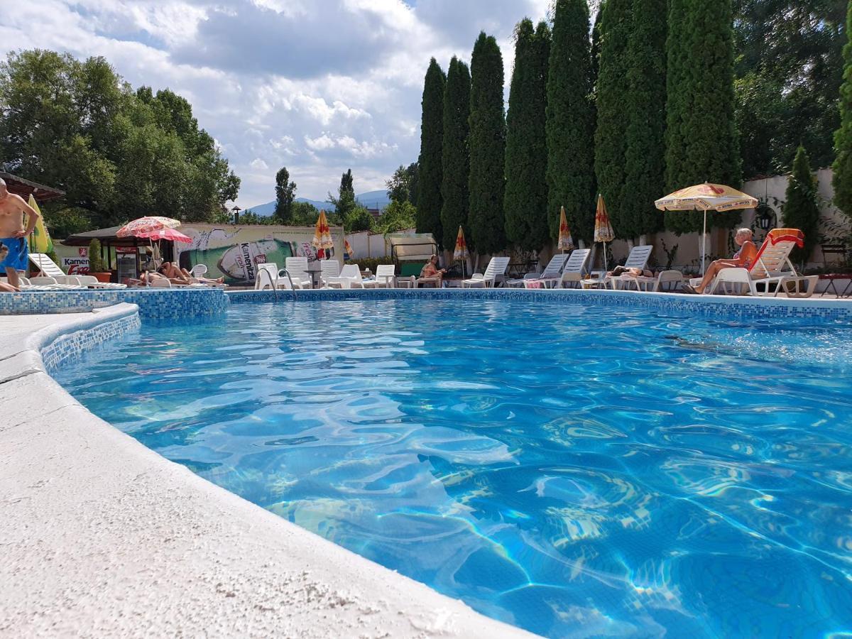 Club 2008 Hotel Sofia Bagian luar foto